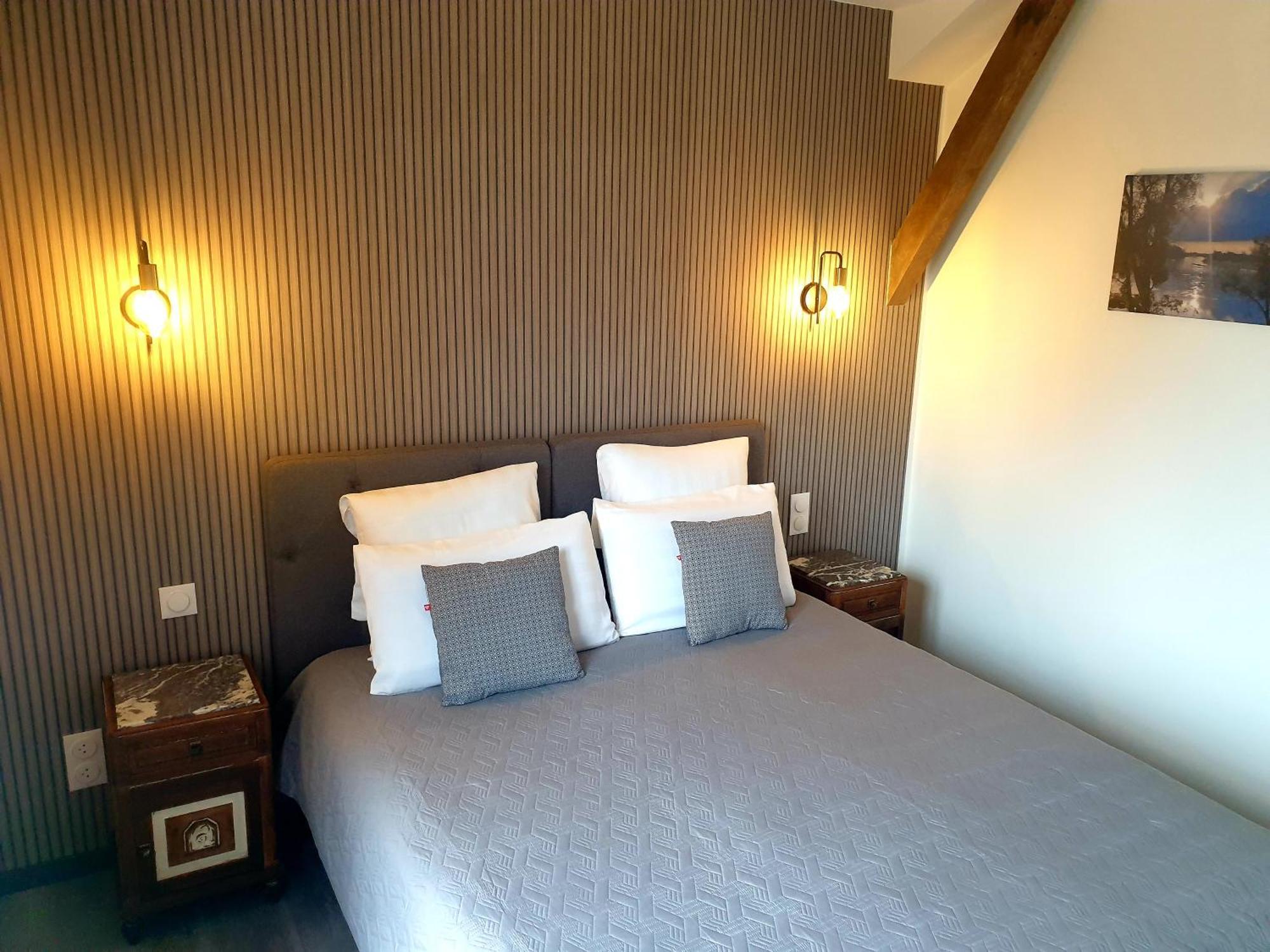 Le Heron Pourpre B&B Gastronomique Cronat Номер фото